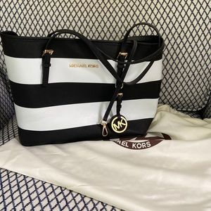 COPY - Michael Kors striped tote with dust bag